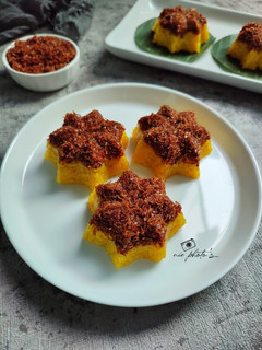 Foto resep Ketan Kuning Serundeng