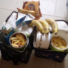 A picture of Fried Irish petatoes with Banana.