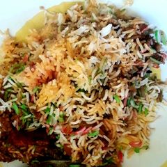 A picture of Chicken Biryani.