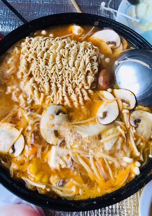 Hình của món Lẩu kim chi hàn quốc.