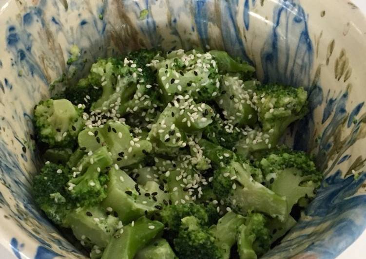 Salade de brocoli au wasabi