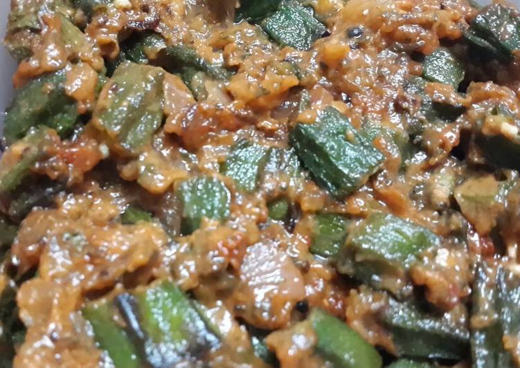 Chatpata Bhindi