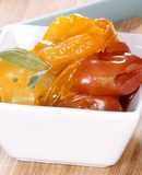 Encurtido de tomates cherry y albahaca - Kit Pickles | Lékué