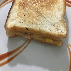 A picture of Corn sandwich.