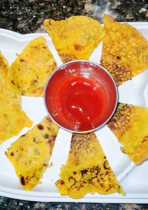 बेसन का चीला (Besan ka cheela recipe in Hindi) रेसिपी मुख्य फोटो