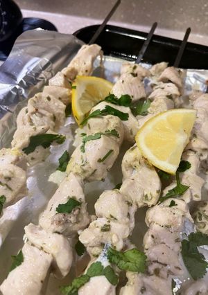 A picture of Lemon & Tarragon Chicken Skewers 🍋🌿.
