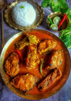 রুই মাছের কালিয়া (Rohu fish kalia recipe in Bengali) রেসিপির প্রধান ছবি