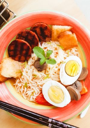 A picture of Ramen.