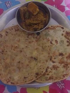 पंजाबी आलू पराठा रेसिपी मुख्य फोटो