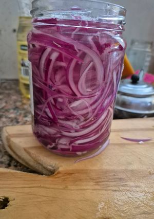 Una foto de Cebollas encurtidas