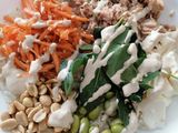 Ensalada de atún de lata (estilo poke bowl) 🍚🐟