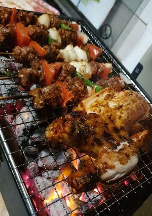 صورة لوصفة مشاوي منزلية شهية ومشكلة 😋🌷
