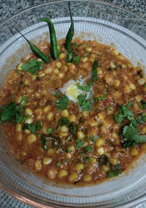 મસાલા મકાઈ (Masala Corn Recipe in Gujarati) રેસીપી મુખ્ય ફોટો