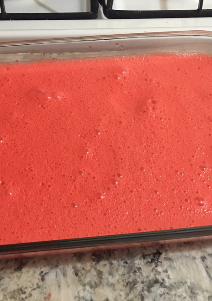 Una foto de Gelatina brillante esponjosa