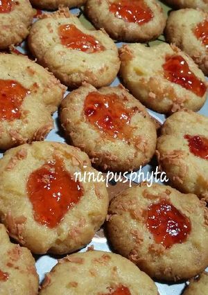 Foto resep Strawbery Cheese Thumbprint
