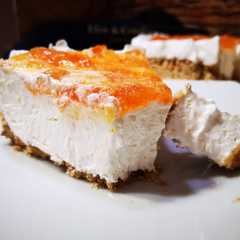 Foto di Torta fredda con copertura all’arancia