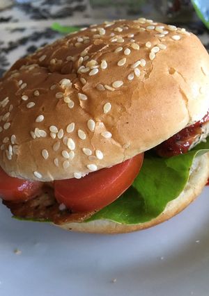 A picture of Chicken burger.