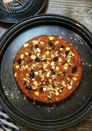 बची हुई रोटी का केक (bachi hui roti ka cake recipe in Hindi) रेसिपी मुख्य फोटो