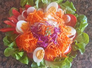 Una foto de Ensalada multicolor. #delantaldorado