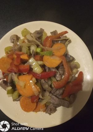 O poză a rețetei Legume picante cu carne de porc.
