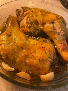 Una foto de Pollo jugoso