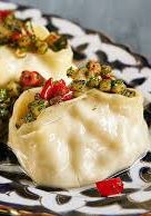 A picture of Mantu (dumplings) (Afghanistan).