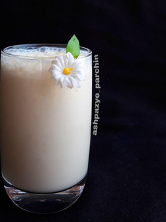 عکسی از دستور اسموتی پسته و موز 🌸