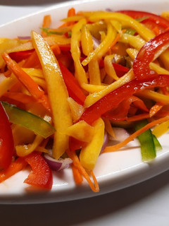 Mangósaláta recept fotója
