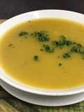 Sopa de arracacha con extracto de carne