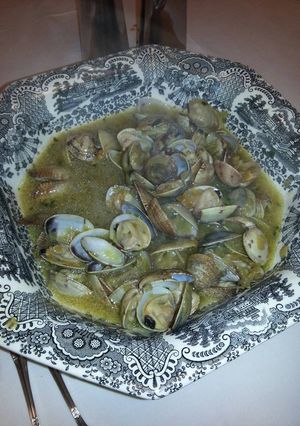 Una foto de Almejas a la Marinera