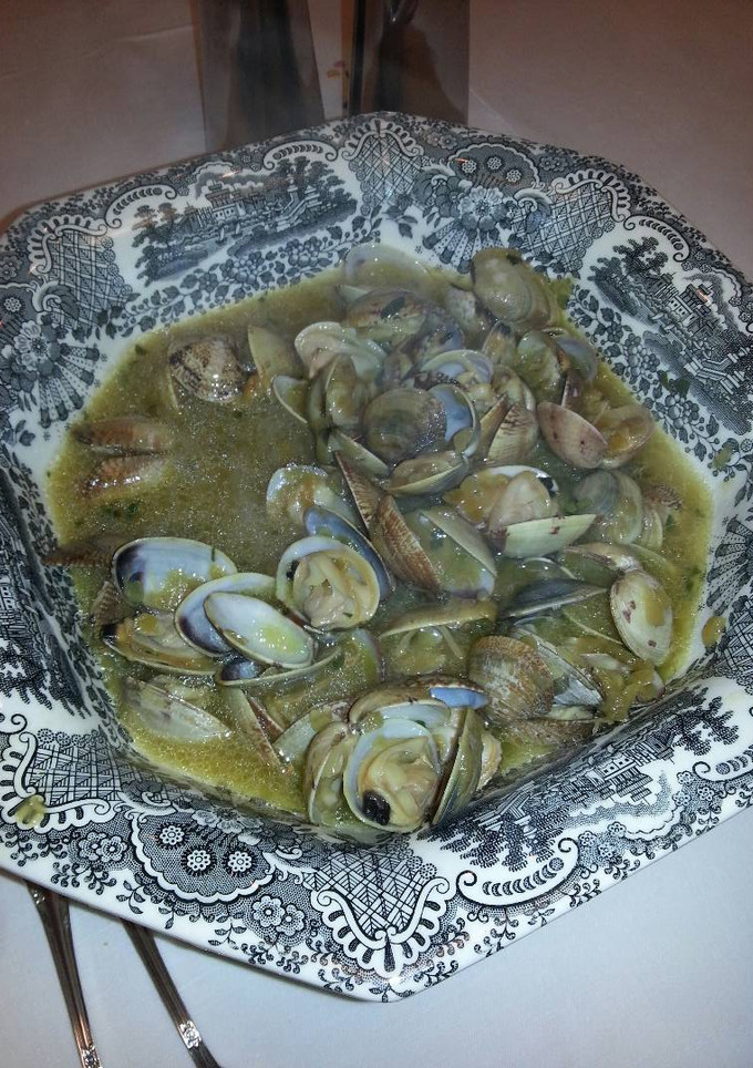 Una foto de Almejas a la Marinera