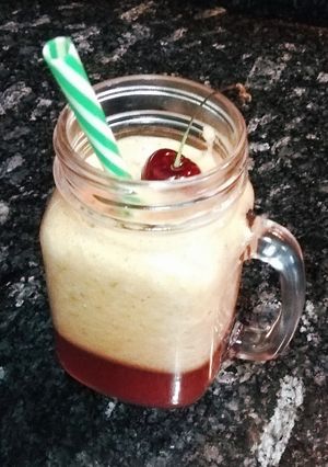 Foto principal de Batido de cerezas, melón y naranja