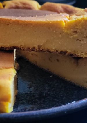 Una foto de Pastel Cremóso de Calabaza y Crème Fraîche