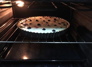 Una foto de Kuchen de frutos rojos y pie de limón (familias grandes). En Thermomix