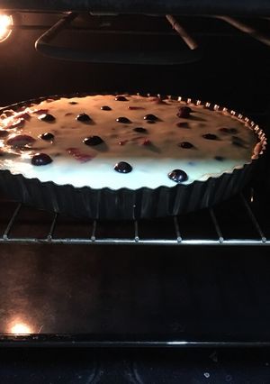 Una foto de Kuchen de frutos rojos y pie de limón (familias grandes). En Thermomix