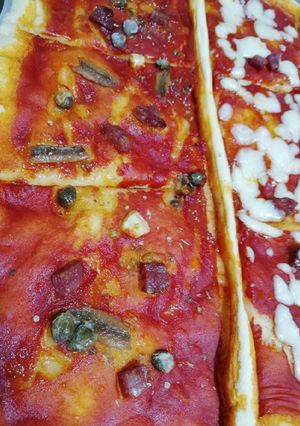 A picture of Sheet Pan Pizza with Semolina Flour 🍕🍕🍕.