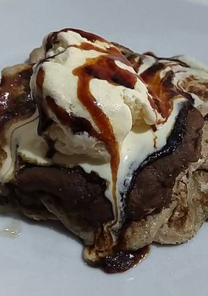 Foto principal de Tortitas de plátano con helado de vainilla