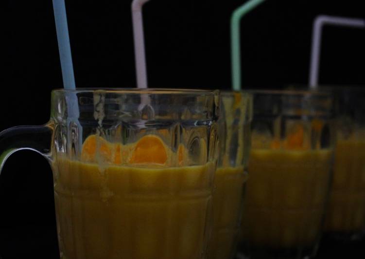 Mango smoothie