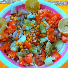 A picture of Spicy bhel puri.