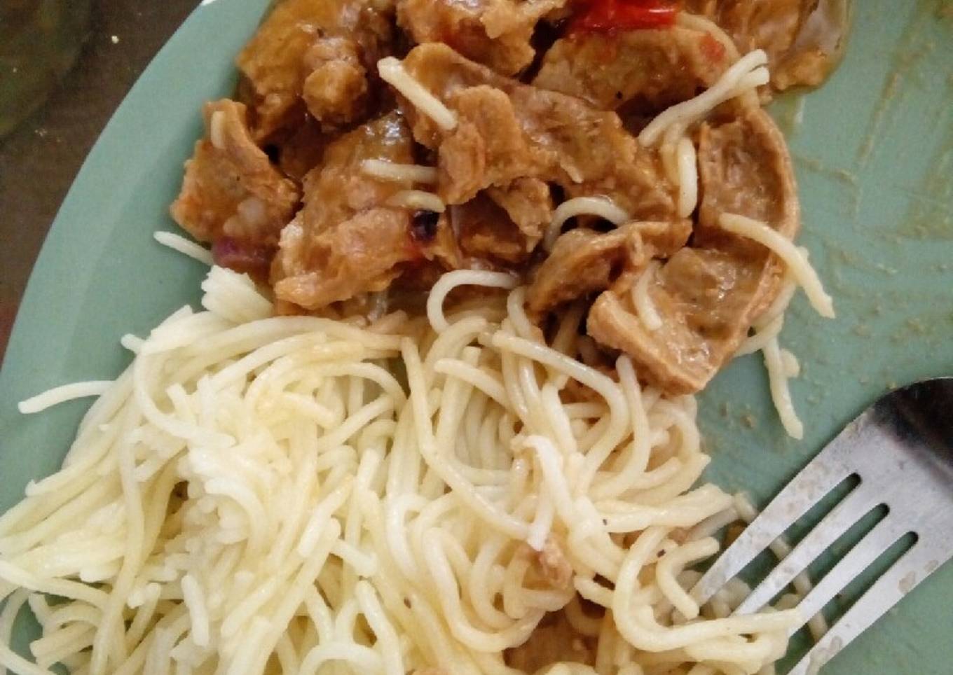 Butter spaghetti and sossi soya