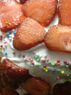 A picture of Strawberry Chocolate Cake.
