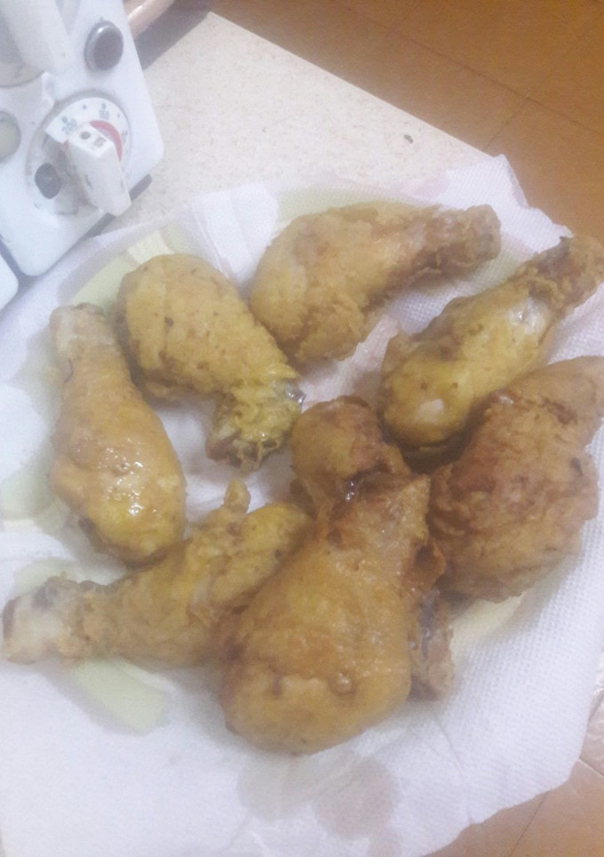 A picture of KFC style Chicken.#4weekchallenge.