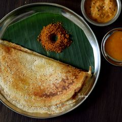A picture of Steel cut Oats and lentil Dosa.