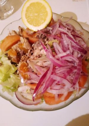 Una foto de Ensalada de jurel