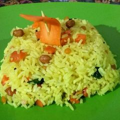A picture of Carrot lemon rice.