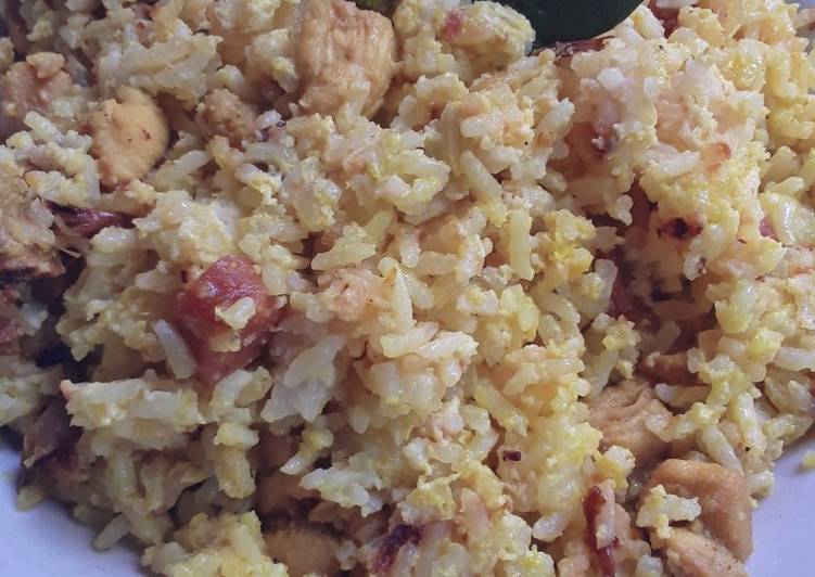 Bagaimana Menyiapkan Nasi Campur Ayam Rempah Kuning , Bikin Ngiler