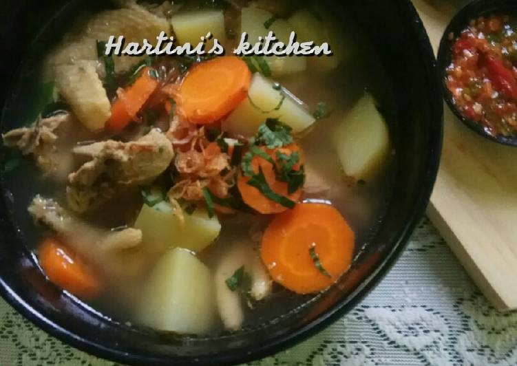 122.�?�Sop ayam ala pak Min Klaten