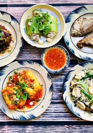 Hình của món Mâm Cơm Nhà Mẹ Nấu #8.