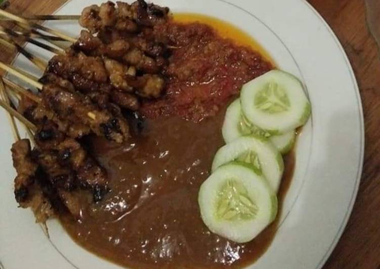 Langkah Mudah untuk Menyiapkan Sate Plecing Nana, Lezat