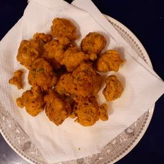 A picture of Vegetable Pakora 🥙.